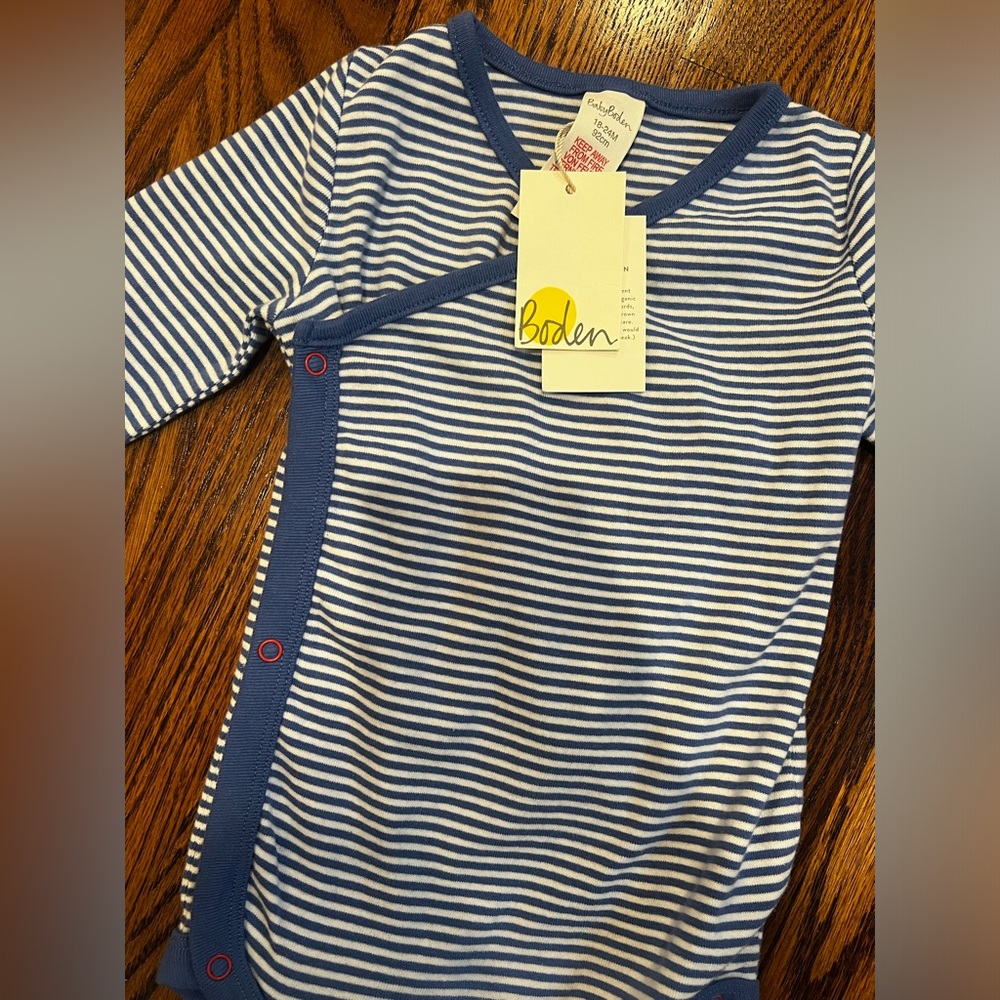Baby Boden 18-24 month long sleeve onsie blue striped